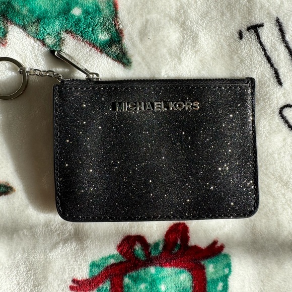 Michael Kors wallet - Picture 1 of 3
